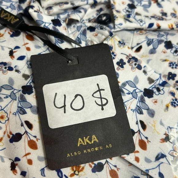 AKA Men shirt,size SM,NWT,slim fit ,100  cotton,career,white,small floral print. - Picture 15 of 16